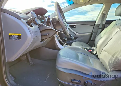 2013 Hyundai Elantra Gls z USA, uszkodzony, nr VIN 5NPDH4AE3DH211133